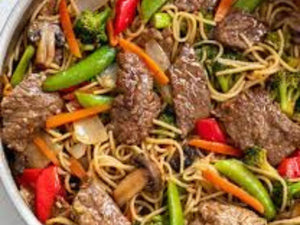 Beef Pan-Fried Noodles | Lotus Grill